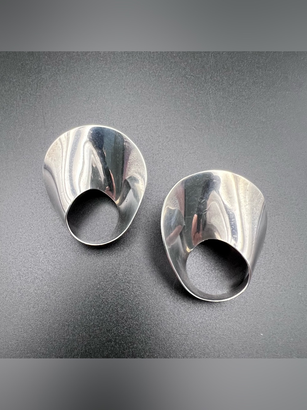 Taxco Modernist Loop Earrings